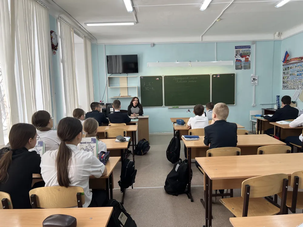 public/uploads/5f7a14d365343330cf496bb03edb01612b98a673328893d505f5178c4f91d907