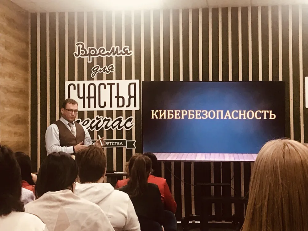 public/uploads/9101f38e7d53c9343e420e5e0c539672df35eee7e839f8837535d40066f6d334